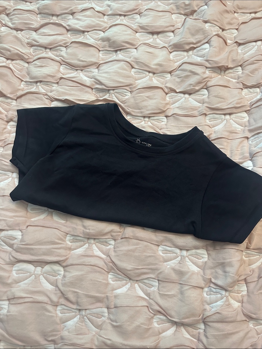 Essential Black Cropped Crewneck Tee - Picture 5 of 7